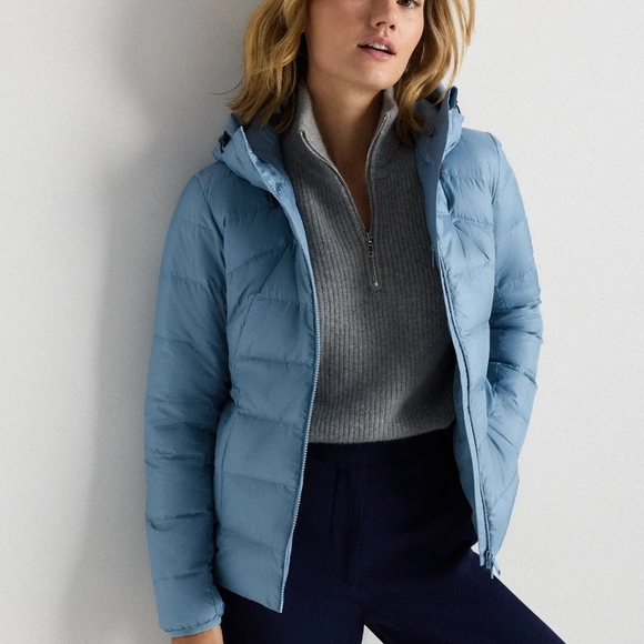 NWOT Quince Blue Lightweight Packable Hooded Puffer Jacket Down Filled Medium - Picture 2 of 11